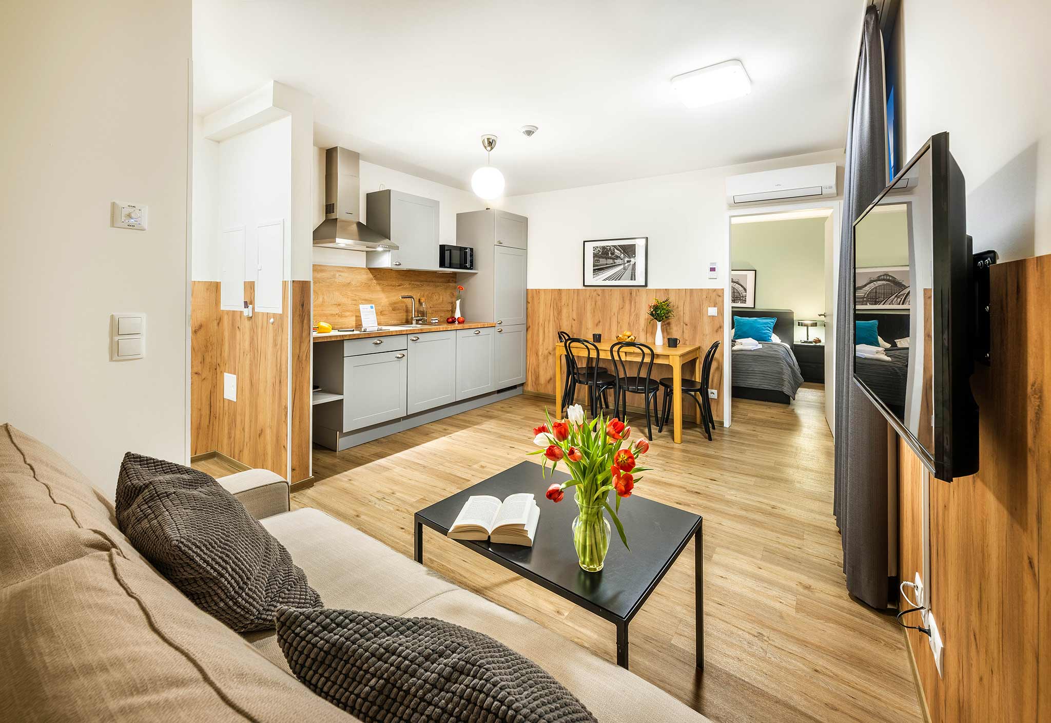 Deluxe 1-Bedroom Balcony