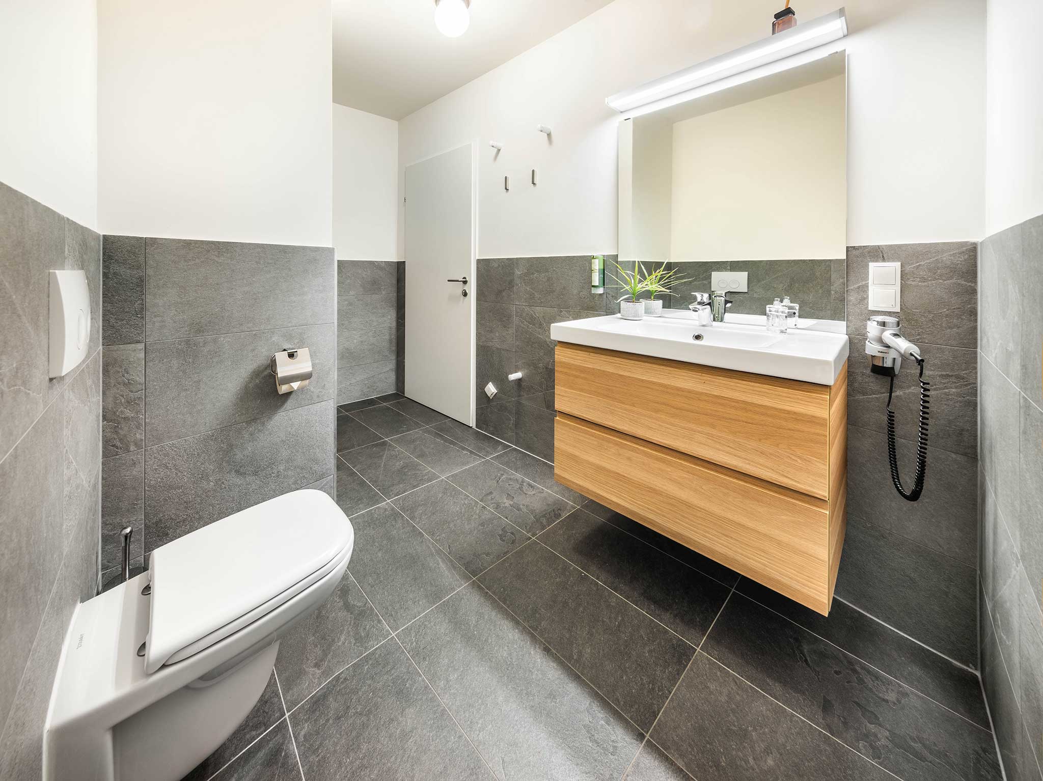 1-Bedroom Suite Balcony